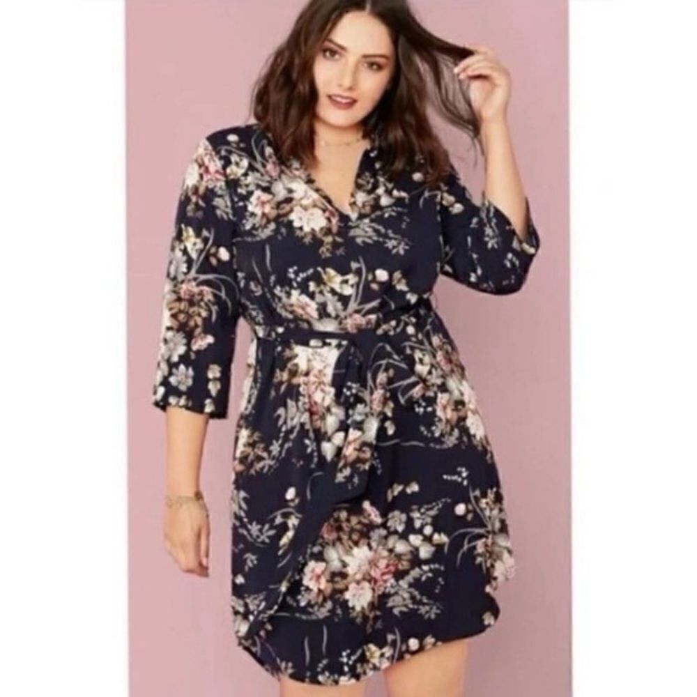 Urban Outfitters 41 Hawthorne Christen Waist-Tie Dress - Navy Floral